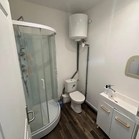 Neuf En Plein Centre Avec Vue Sur La Place Apartamento Cambrai